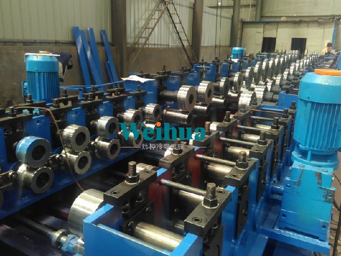 電纜橋架設(shè)備 電纜橋架設(shè)備